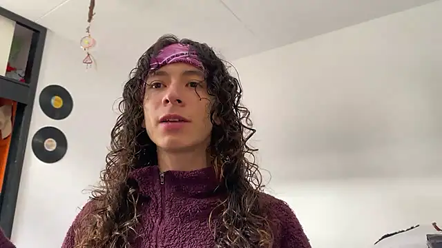 Snapshot of camille_delrey chatting on November 2025 05:47:02 PM camille delrey online show from November 2025 05:47:02 PM