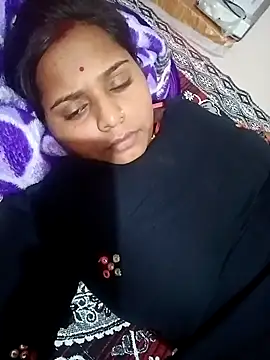 Snapshot of Hot_crety chatting on September 2025 02:27:02 PM Hot crety online show from September 2025 02:27:02 PM