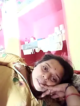 Hot crety online show from March 2026 05:40:01 PM