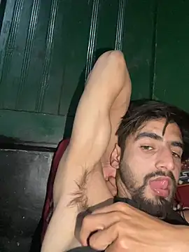 lyath3245 online show from April 2026 07:00:01 PM