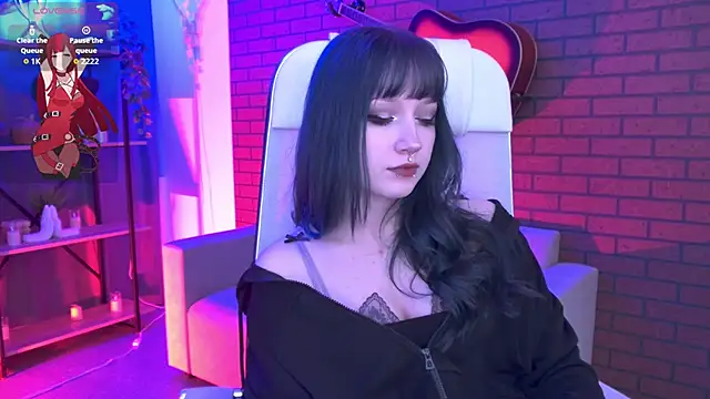 Snapshot of LiliLuna chatting on January 2026 04:45:01 PM LiliLuna online show from January 2026 04:45:01 PM