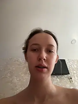 ElliRose online show from February 2026 06:19:02 AM