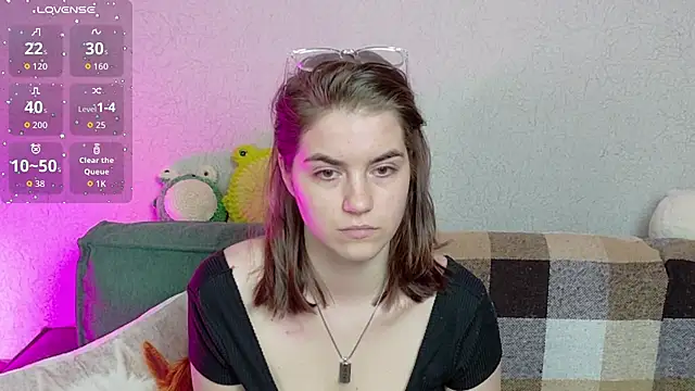 ElzaBlis online show from April 2026 01:25:02 PM