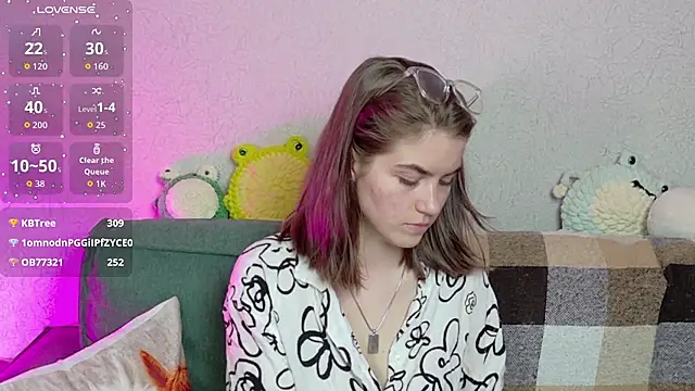 ElzaBlis online show from April 2026 08:09:02 PM