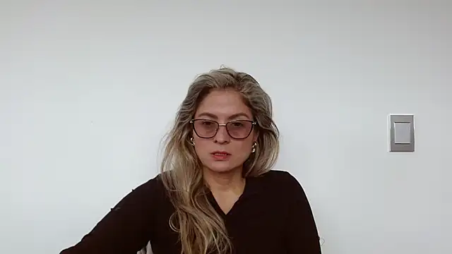Snapshot of linda-mature43 chatting on September 2025 04:08:01 PM linda-mature43 online show from September 2025 04:08:01 PM