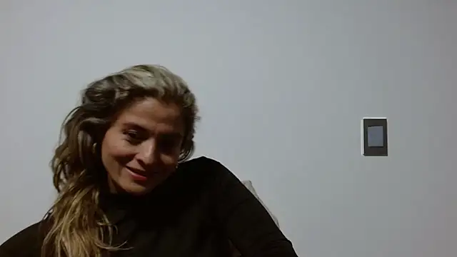 Snapshot of linda-mature43 chatting on September 2025 11:06:02 PM linda-mature43 online show from September 2025 11:06:02 PM