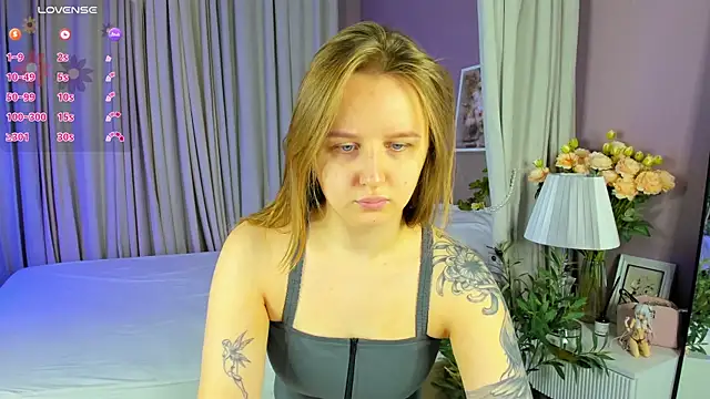 Rina Panic online show from July 2026 01:02:02 AM