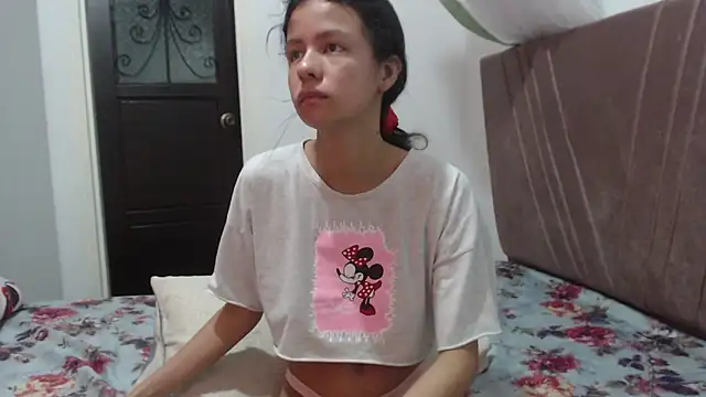 nathaly jones  online show from February 2026 10:11:02 AM