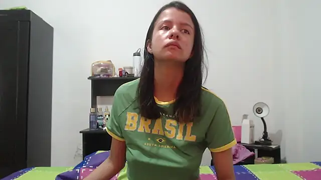 nathaly jones  online show from July 2026 01:15:02 PM