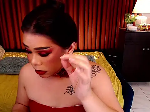 Snapshot of TransAlena95 chatting on November 2025 02:52:02 PM TransAlena95 online show from November 2025 02:52:02 PM