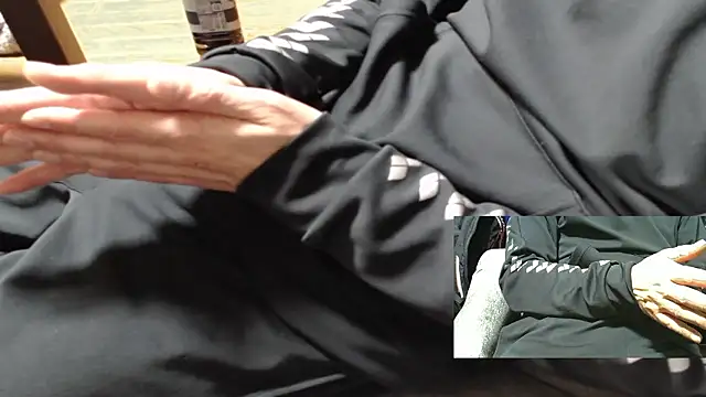 Yasu2000 online show from March 2026 12:21:02 PM