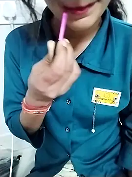 Snapshot of Kittu-rani66 chatting on September 2025 05:29:02 PM Kittu-rani66 online show from September 2025 05:29:02 PM