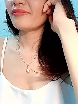 Hinna x online show from February 2026 08:24:02 AM