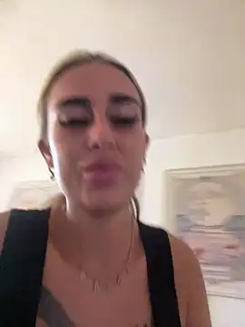 EllieMaeBaby online show from July 2026 06:54:02 PM