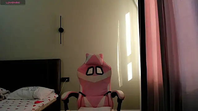 obokozu mai online show from October 2025 04:24:01 AM