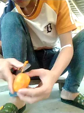 Snapshot of daisy_will chatting on October 2025 07:08:01 AM daisy will online show from October 2025 07:08:01 AM