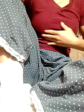 Snapshot of daisy_will chatting on October 2025 12:43:02 AM daisy will online show from October 2025 12:43:02 AM