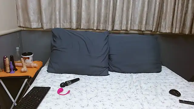 Snapshot of SlutyAngelxxx chatting on February 2026 06:59:02 PM SlutyAngelxxx online show from February 2026 06:59:02 PM