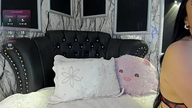 adelinemoretti online show from January 2026 07:28:02 PM