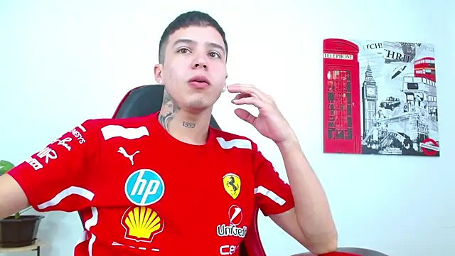 Cumandres18 online show from March 2026 04:14:01 PM