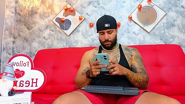 Apolo rousse1 online show from February 2026 09:21:01 PM