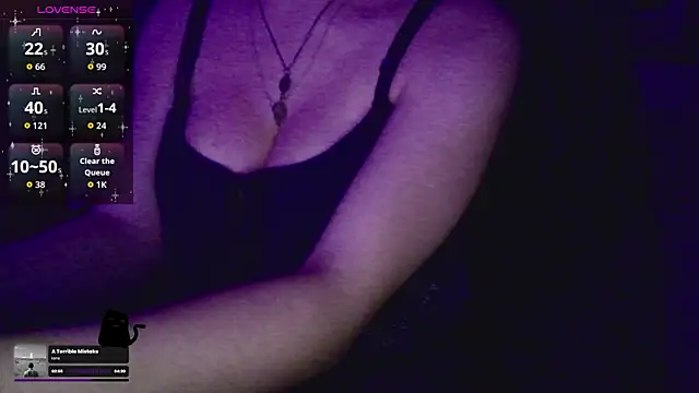 Snapshot of Sapphire_Gd chatting on November 2025 11:14:01 PM Sapphire Gd online show from November 2025 11:14:01 PM