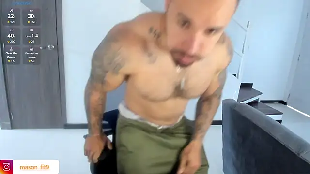 Snapshot of mason_fit chatting on April 2026 12:32:01 PM mason fit online show from April 2026 12:32:01 PM