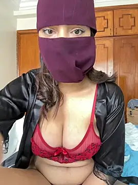 Rabroba89six online show from March 2026 10:38:01 AM