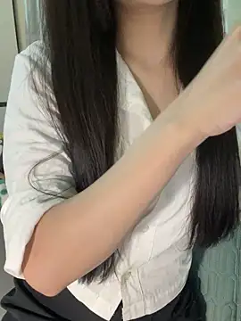 Snapshot of Dior_baby chatting on September 2025 01:38:02 AM Dior baby online show from September 2025 01:38:02 AM