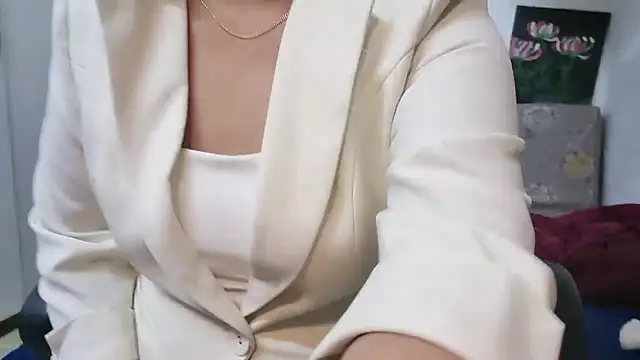 MichiLovely online show from December 2025 03:27:02 PM