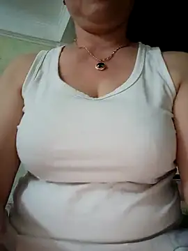 Snapshot of Kim-Anhh chatting on October 2025 05:13:01 PM Kim-Anhh online show from October 2025 05:13:01 PM