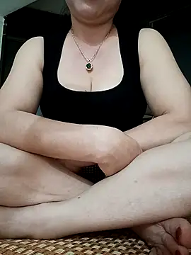 Snapshot of Kim-Anhh chatting on October 2025 06:32:01 AM Kim-Anhh online show from October 2025 06:32:01 AM