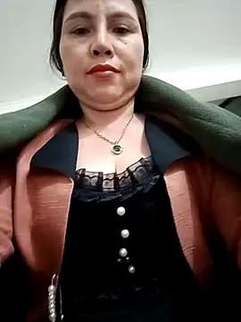 Snapshot of Kim-Anhh chatting on November 2025 07:11:02 AM Kim-Anhh online show from November 2025 07:11:02 AM