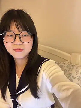 Ella-A9 online show from November 2025 03:01:01 PM