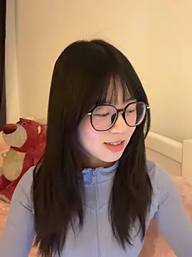 Ella-A9 online show from November 2025 03:15:02 PM