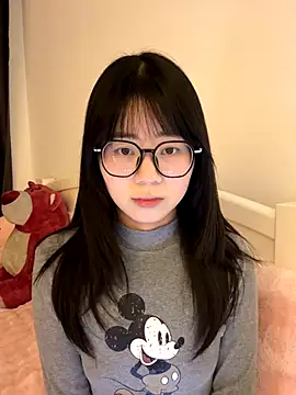 Ella-A9 online show from December 2025 03:32:01 PM