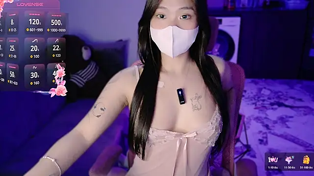 Snapshot of Phuong_Bee chatting on May 2026 02:36:01 PM Phuong Bee online show from May 2026 02:36:01 PM