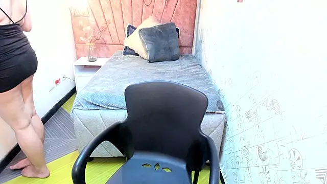 Kiara Cruz   online show from March 2026 08:50:01 PM