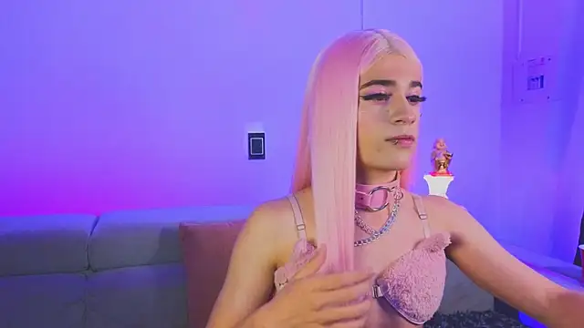 chloe ember online show from December 2025 05:27:02 AM