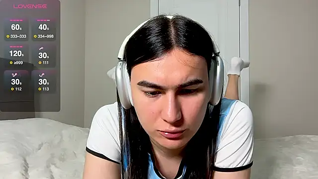 HeyAlena online show from July 2026 09:29:02 PM