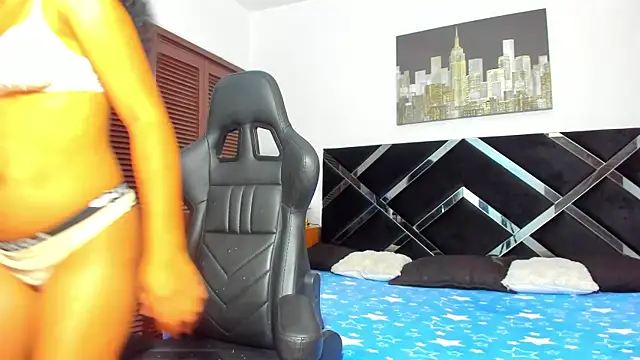 marsmith1 online show from April 2026 07:29:02 PM