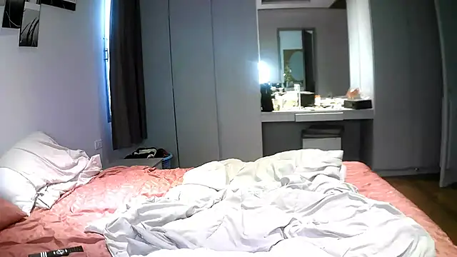 TiaDoll online show from October 2025 07:51:02 AM