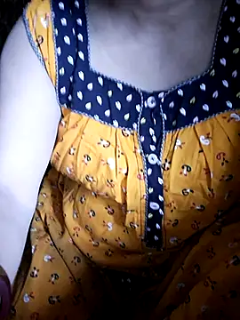 Snapshot of Mon-Shot9 chatting on September 2025 11:31:02 AM Mon-Shot9 online show from September 2025 11:31:02 AM