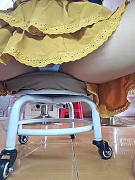 Nail Yummy online show from November 2025 12:44:01 AM