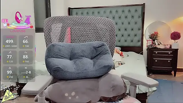 Snapshot of lulu404 chatting on December 2025 02:43:02 PM lulu404 online show from December 2025 02:43:02 PM