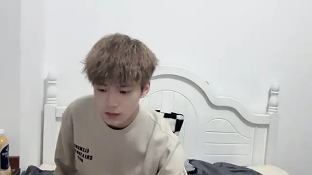 Snapshot of linger2563 chatting on November 2025 05:03:01 PM linger2563 online show from November 2025 05:03:01 PM