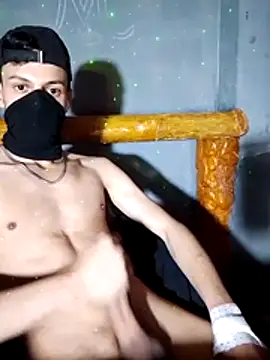 Snapshot of AnthonyDida chatting on December 2025 12:21:02 PM AnthonyDida online show from December 2025 12:21:02 PM