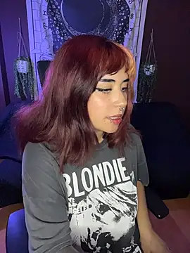 Snapshot of karinari chatting on November 2025 05:40:02 PM karinari online show from November 2025 05:40:02 PM