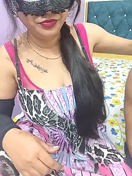 Snapshot of Queen_Nightt chatting on September 2025 04:39:01 PM Queen Nightt online show from September 2025 04:39:01 PM