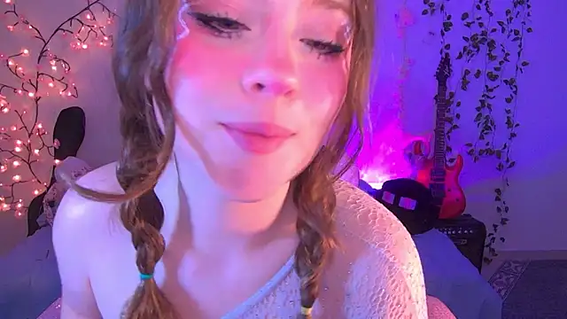 Snapshot of Lil_bela chatting on February 2026 12:21:01 PM Lil bela online show from February 2026 12:21:01 PM